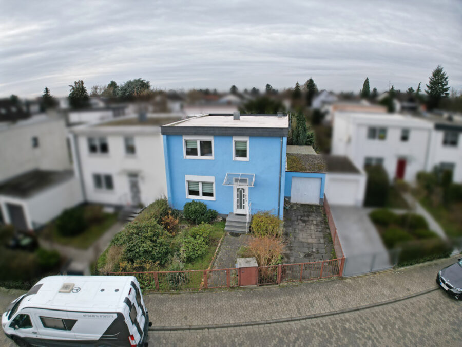 Gepflegte Doppelhaushälfte in DA-Arheilgen!! Jetzt besichtigen und direkt einziehen! - Außenansicht