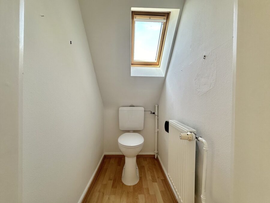 Preisanpassung!!! - Über 1.000 m² Grundstück im Darmstädter Steinbergviertel inkl. Abrissobjekt - Altbestand WC