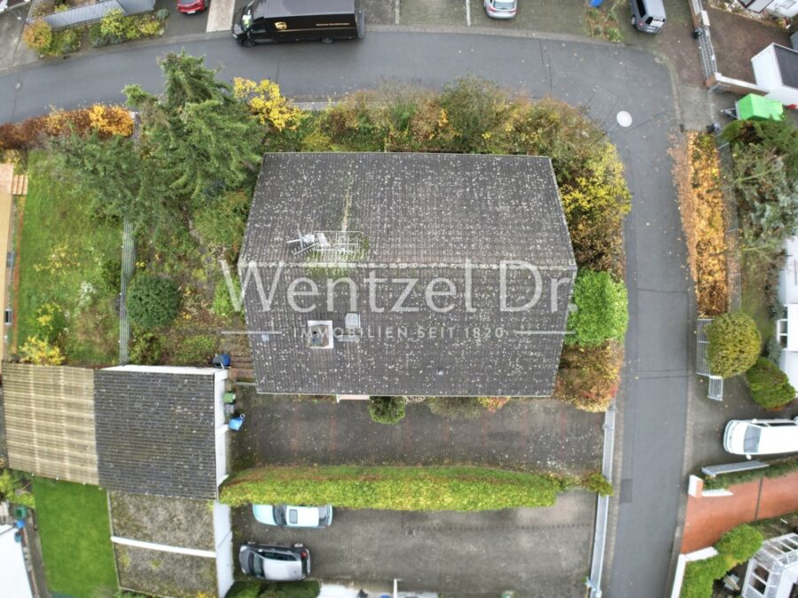 Ihre Chance: Charmanter Bungalow mit viel Potential in Griesheim! - Sicht von oben